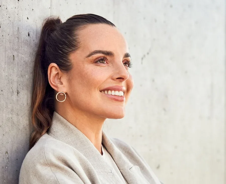 beautiful business woman with glowing skin after Fotona Pixel Laser Treatment